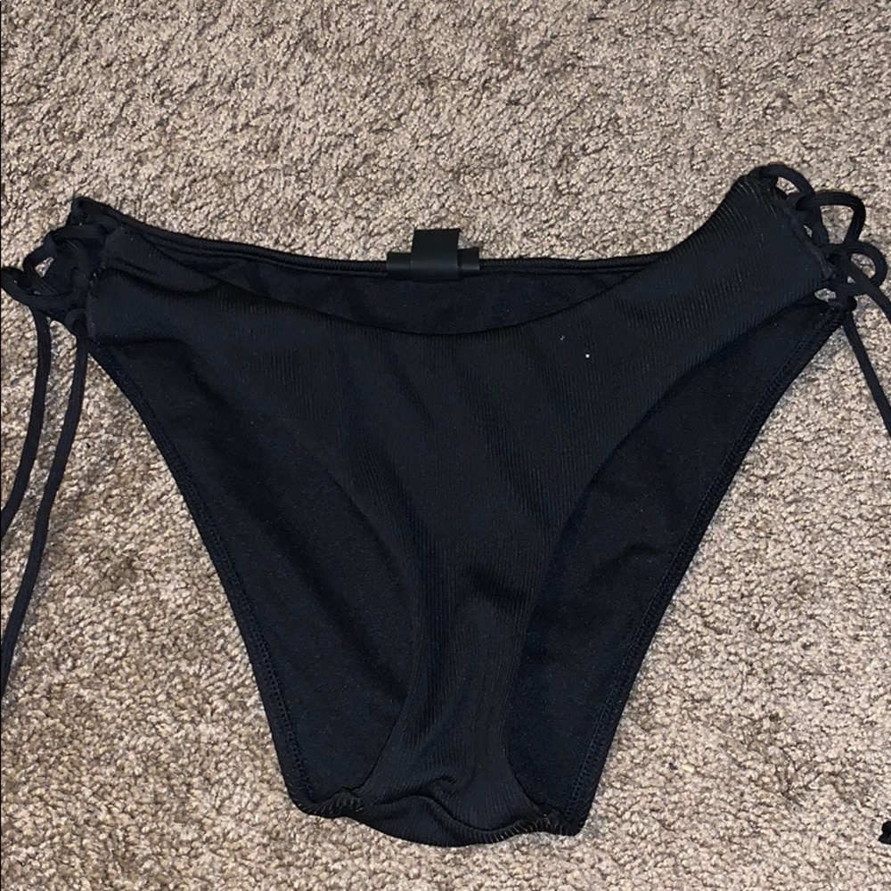 Bikini black bottom